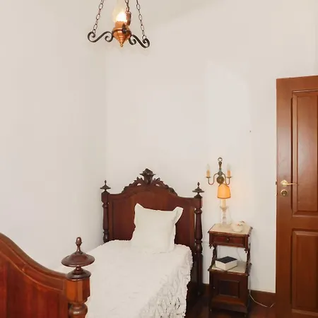 Holiday Maria Da Conceicao Портіман